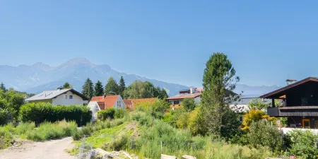 ÈVOLUER - Schöne 3-Zimmer-Wohnung mit großem Süd- Westbalkon