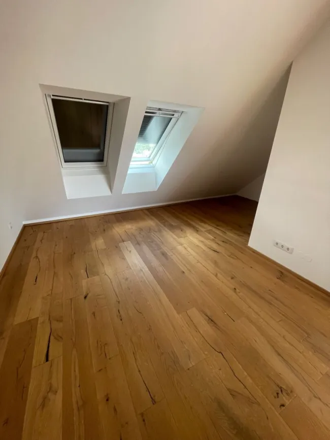 3 Zimmer-Maisonette + zwei Balkone! - Titelbild
