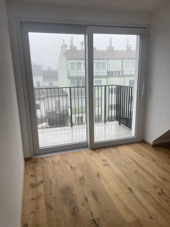 3 Zimmer-Maisonette + zwei Balkone! - Bild