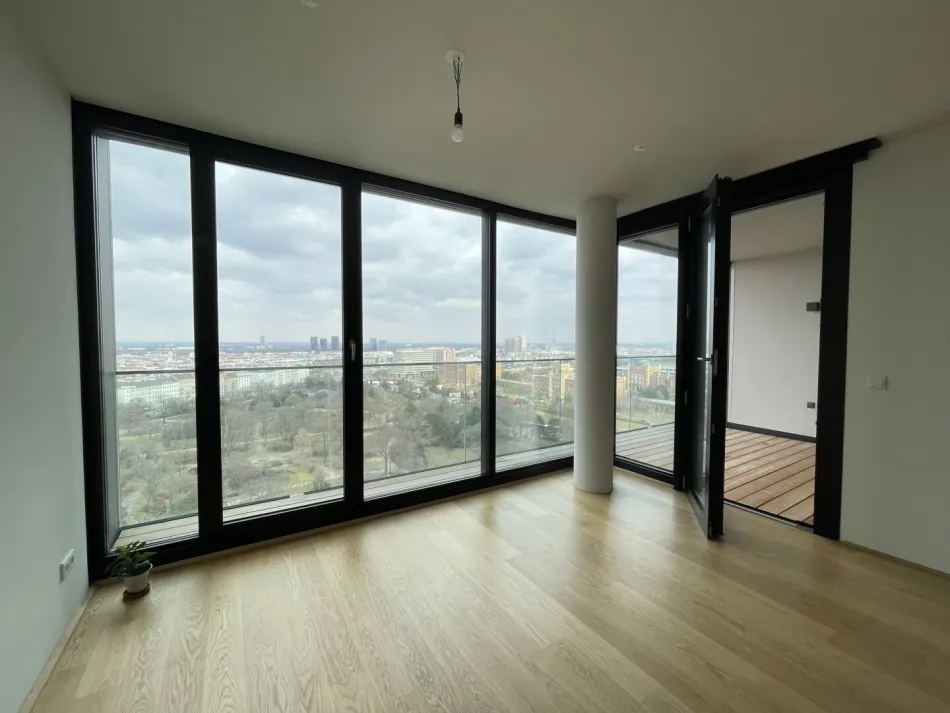 UNBEFRISTET: 2 Zimmer mit Loggia und vielen Extras im Haus - Titelbild