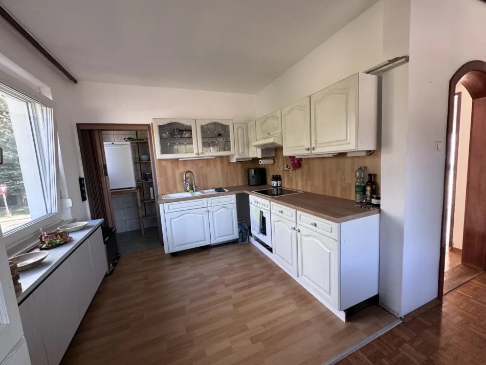 Gepflegte, sehr gut aufgeteilte 79 m² Mietwohnung (2,5 Zimmer) inkl 1 Gartenbenützung* – nur € 638- monatlich - Bild
