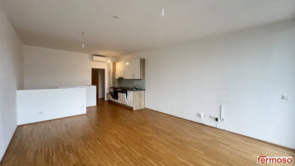 Stilvolle 3-Zimmer-Maisonettewohnung mit Loggia – Wohnen auf zwei Ebenen - Bild