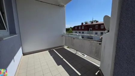 3 ZIMMERWOHNUNG MIT LOGGIA - UNBEFRISTETE MIETDAUER - MIETE INKL HEIZKOSTEN
