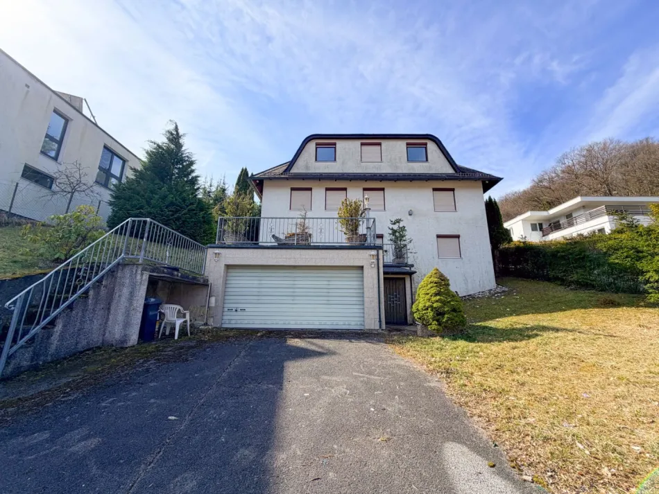 TOPLAGE in Purkersdorf! Einfamilienhaus mit 708 m2 Garten sowie 287 m2 Nutzfläche am Sagberg! - Titelbild