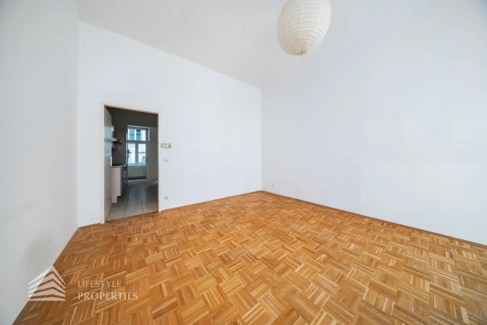 Einzigartige 1-Zimmer Wohnung mit großzügigen Abstellraum - Bild
