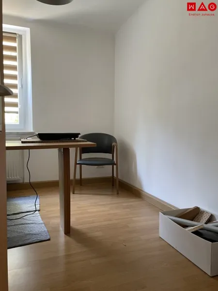 Kinderzimmer / Esszimmer / Büro