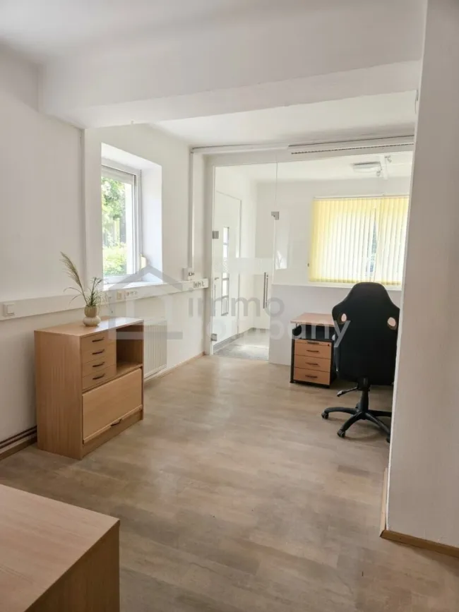 Helles & geräumiges 27 m² Büro – bei Bedarf flexibel erweiterbar - Titelbild