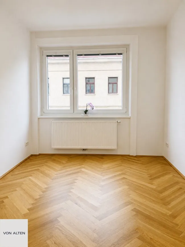 Bestandsfrei: Sanierte 3-Zimmer-Wohnung im 4. Liftstock - Bild