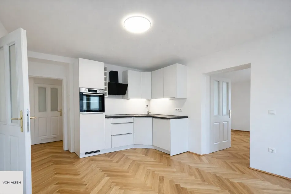 Bestandsfrei: Sanierte 3-Zimmer-Wohnung im 4. Liftstock - Bild