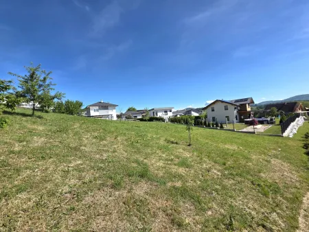 Grundstück