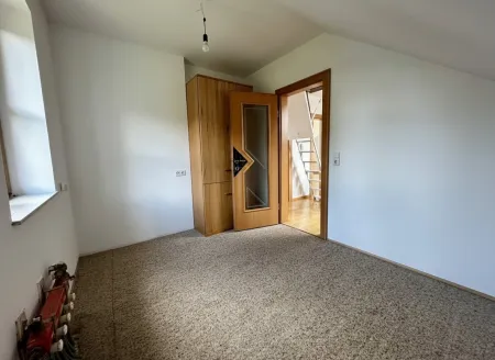 OG, Zimmer 3