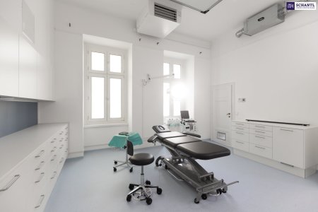 Der perfekte Schritt in die Selbstständigkeit – Praxisraum in etablierter Arztpraxis im Herzen von Graz. Jetzt Video-Rundgang ansehen