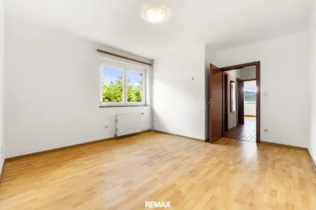 Zimmer 1. OG