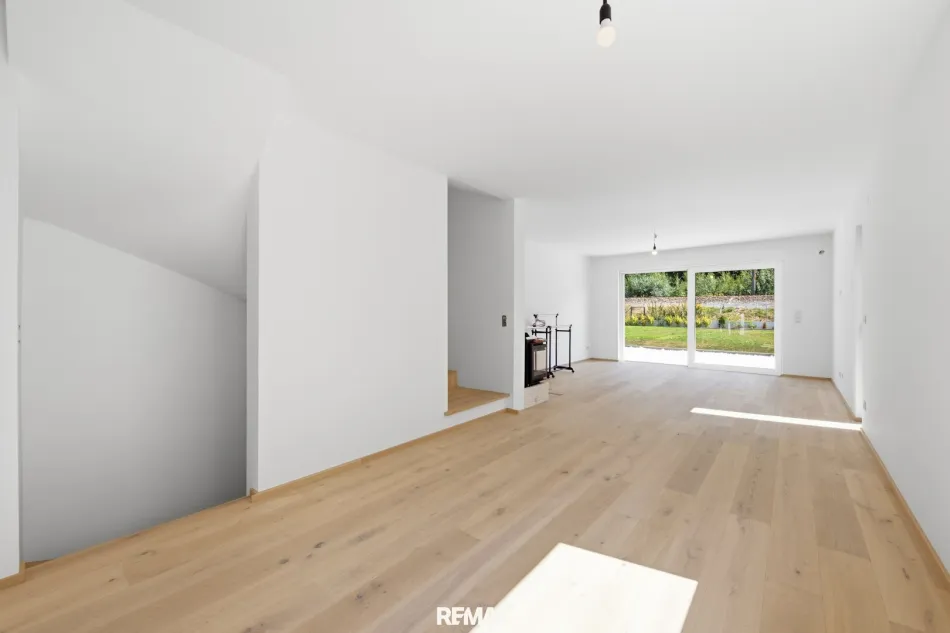 Schlüsselfertige Neubau-Doppelhaushälfte in Baumeisterqualität nahe Wien! - Bild