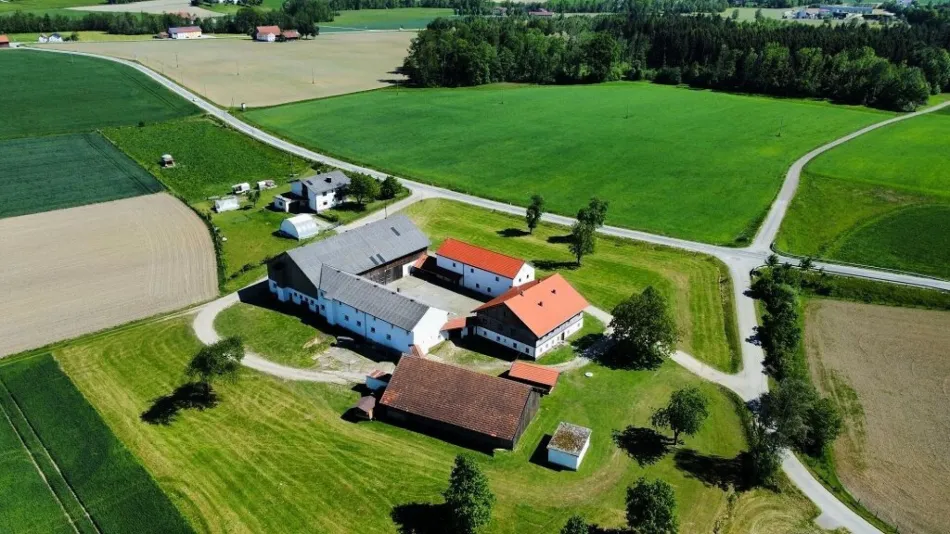 Innviertler Bauernhof in sonniger Lage zu verkaufen !! - Titelbild