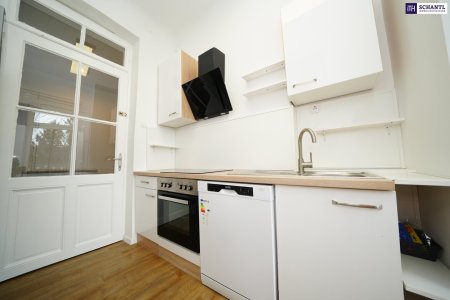 PREIS-HIT! Charme, Stil & Wohnqualität vereint – Vollsanierte Altbauwohnung mit besonderer Ausstrahlung und großzügigem Wohnkomfort.