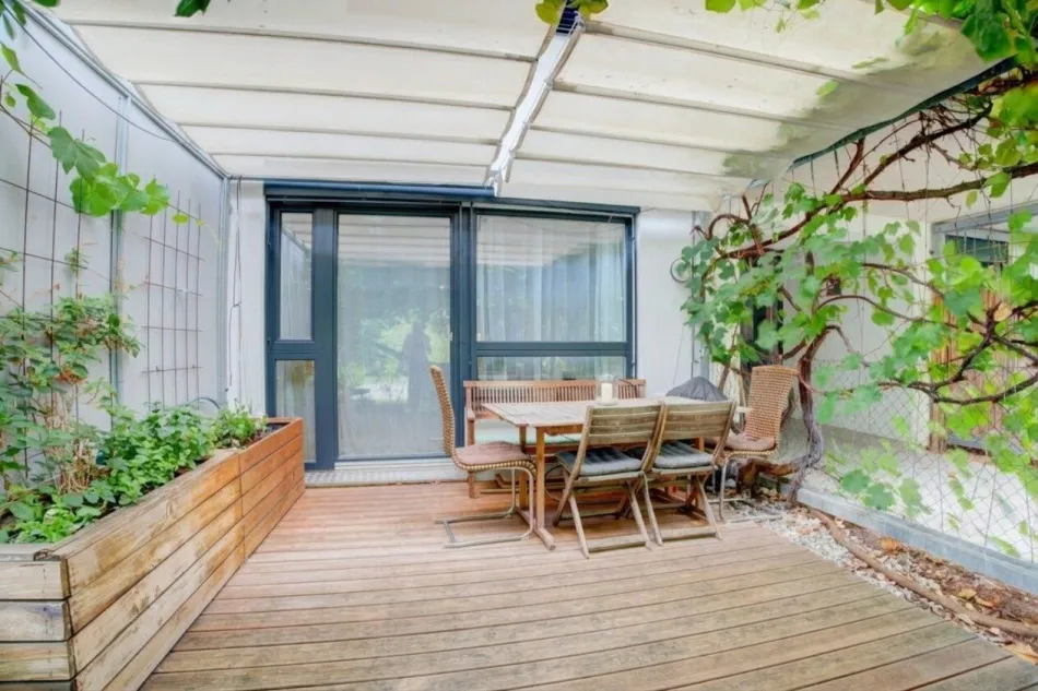 Maisonette mit Townhouse-Feeling, Eigengarten & optionalen Garagenstellplatz - Titelbild