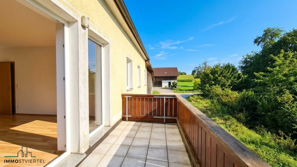 Ruhig gelegene Mietwohnung mit Balkon Nähe Wieselburg! - Bild