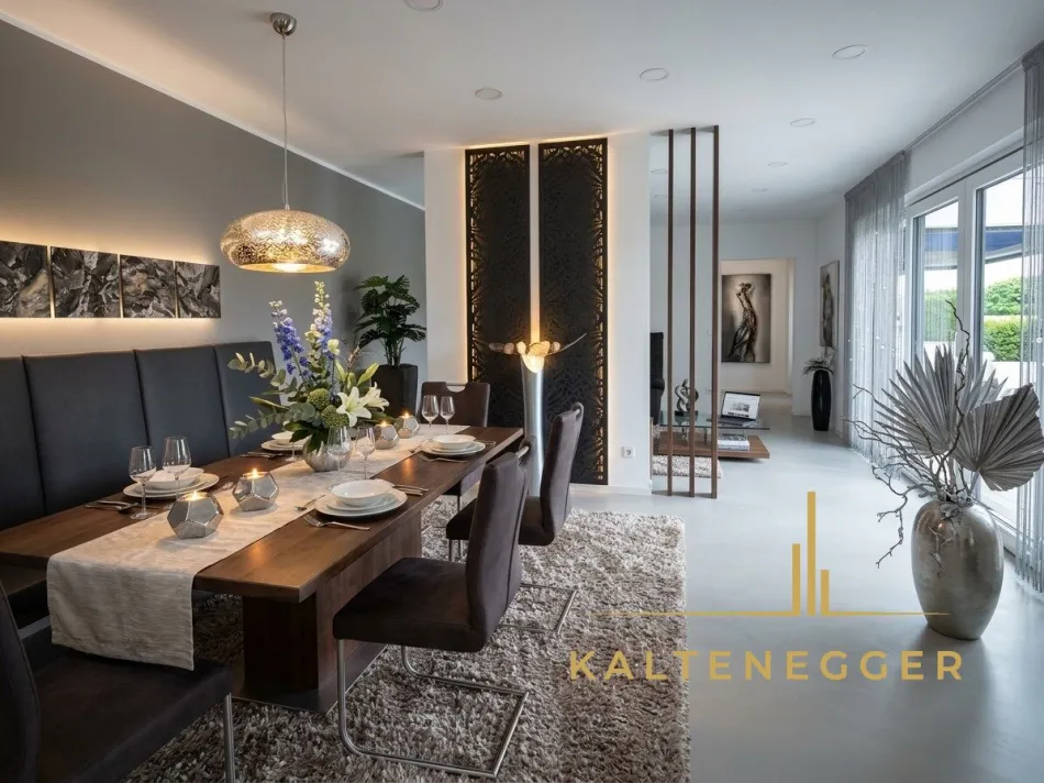 Luxus-Bungalow mit Pool, Sauna & High-End-Technik - Bild