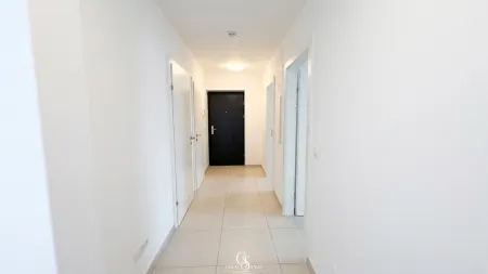 Vorraum/Garderobe