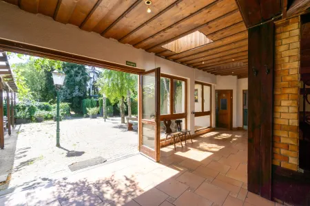 zum Gastgarten