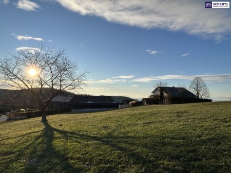 Beeindruckend: Exklusives Panoramagrundstück in Bestlage über Graz mit einem Ausblick, der jeden Tag aufs Neue begeistert. Jetzt Besichtigungstermin sichern!