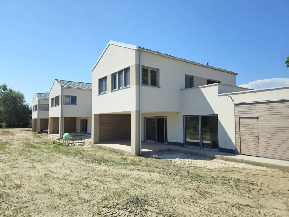 Kaiserallee Grafenstein - Einfamilienhaus belagsfertig (gekoppelt) - Bild