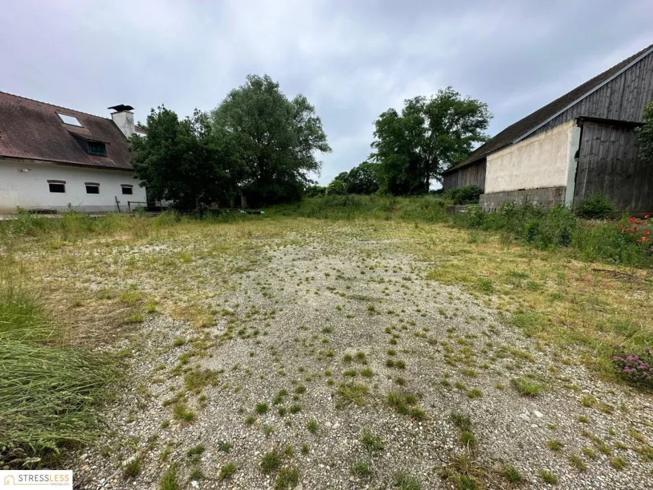 BAUBEWILLIGTES BAUTRÄGERPROJEKT | 6 REIHENHÄUSER | ca. 1.500 m² | STREITDORF - Titelbild