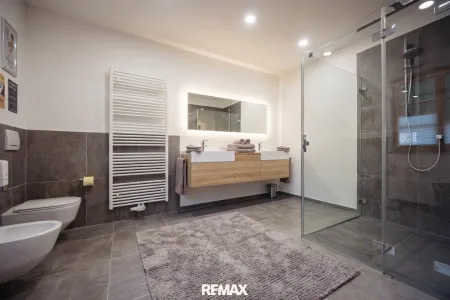 Badezimmer EG
