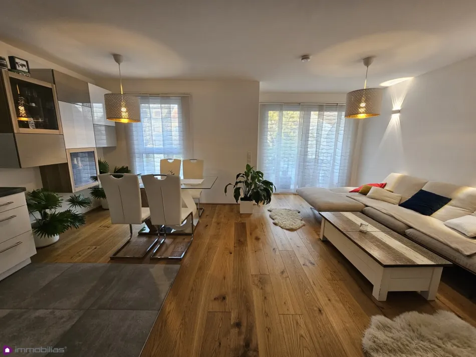Befristet vermietet- Innenhofbalkon! - Titelbild