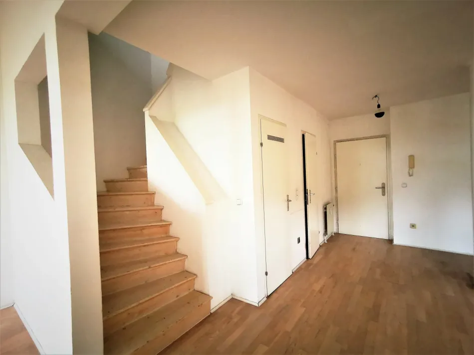 5-Zimmer-Wohnung mit FREIFLÄCHE in ruhiger Lage nahe dem Auhofcenter / Hadersdorf! - Bild