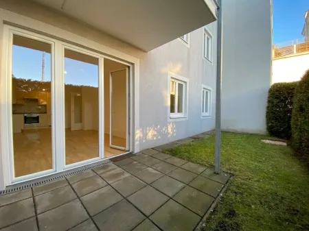 Terrasse / Eigengarten