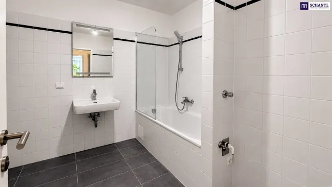 Badezimmer (1. Ebene)