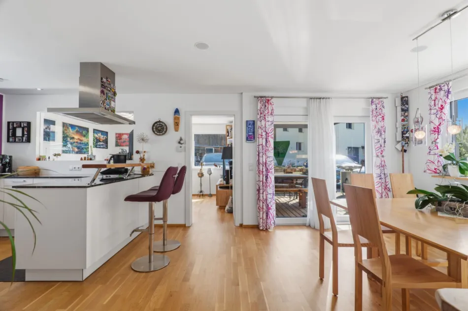 Moderner Bungalow in Ruhelage – Wohnen auf einer Ebene in Batschuns - Bild