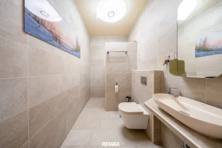 Badezimmer 1.OG