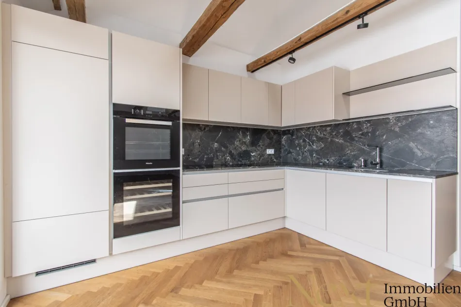 Wohnen mit Charme & Moderne – Dachgeschosswohnung mit Lift im Herzen von Wels! - Bild