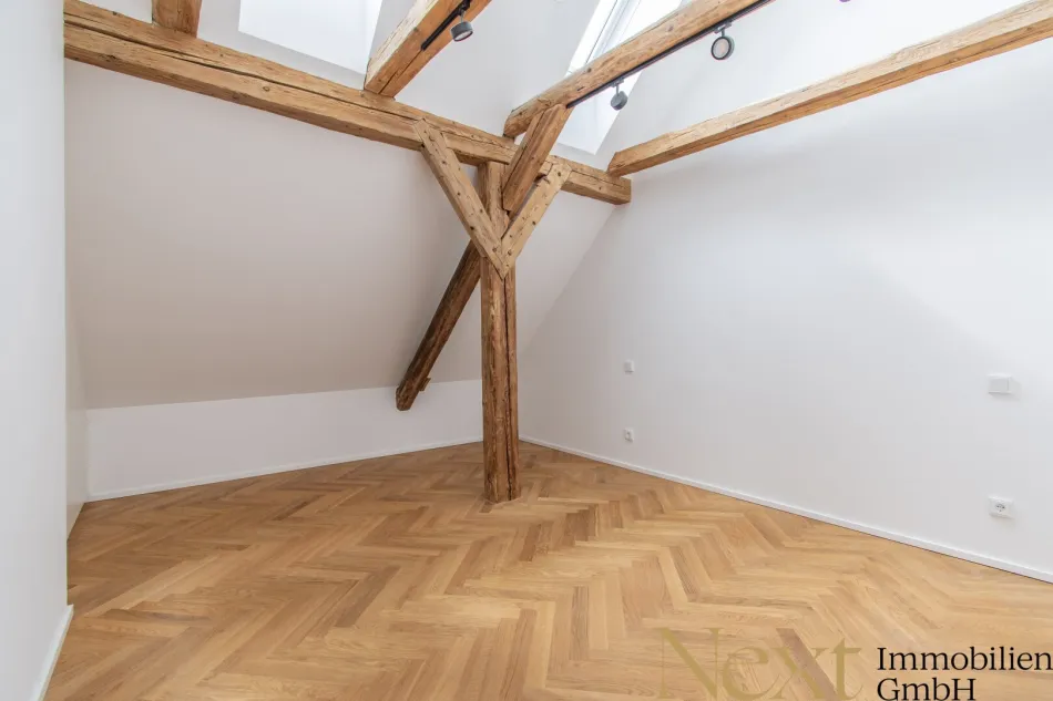 Wohnen mit Charme & Moderne – Dachgeschosswohnung mit Lift im Herzen von Wels! - Bild