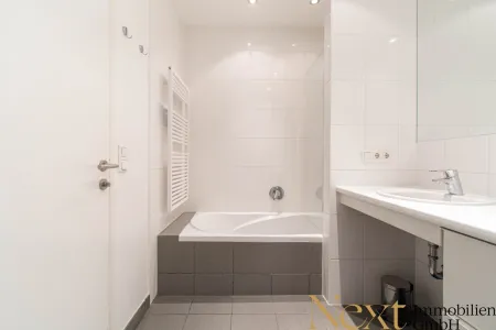 Badezimmer I Musterfoto