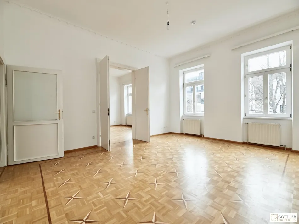 Bestlage nahe Glanzing! Barrierefreie und sonnige 2-Zimmer-Stilaltbau-Wohnung mit optionalem Garagenplatz - Titelbild