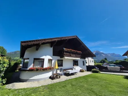 Top-Gelegenheit! Gepflegtes leistbares Familienhaus mit seitlichem Kaiserblick