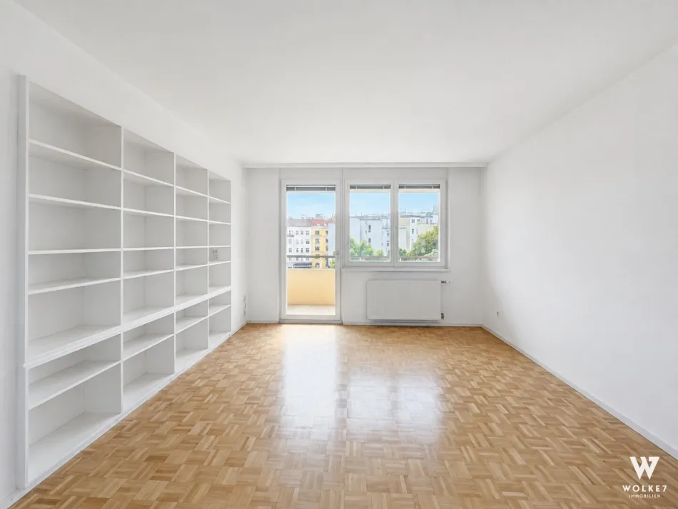 Sonnige 3-Zimmer-Wohnung mit Loggia und Parkblick inkl. Lift und Kellerabteil - Bild