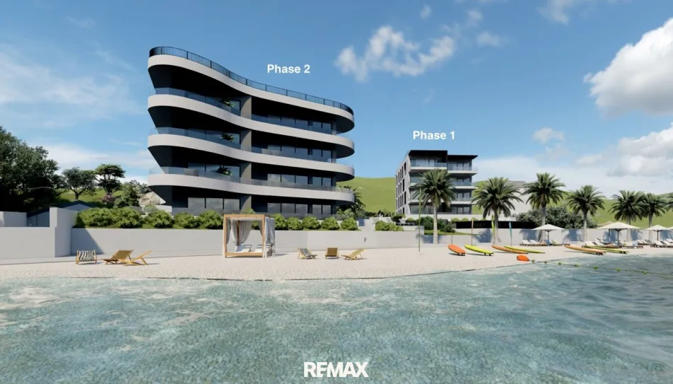 Traumhafte Ferienwohnung direkt am Meer bei Trogir / Kroatien: Erstbezug mit Pool und 75 m² Terrasse! - Titelbild
