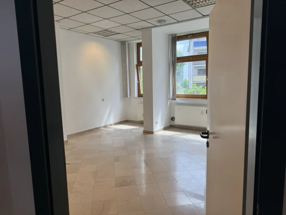 Großzügiges Büro mit Stadtblick in Graz, 123 m², 4 Zimmer! - Bild