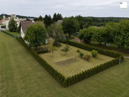 Großzügiger Garten