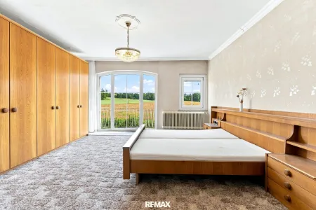 Schlafzimmer DG