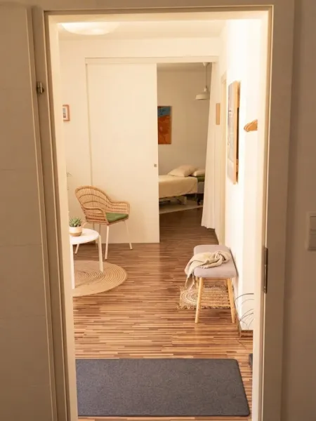 Charmante 2-Zimmer-Wohnung mit ca. 55 m² in Weiden am See