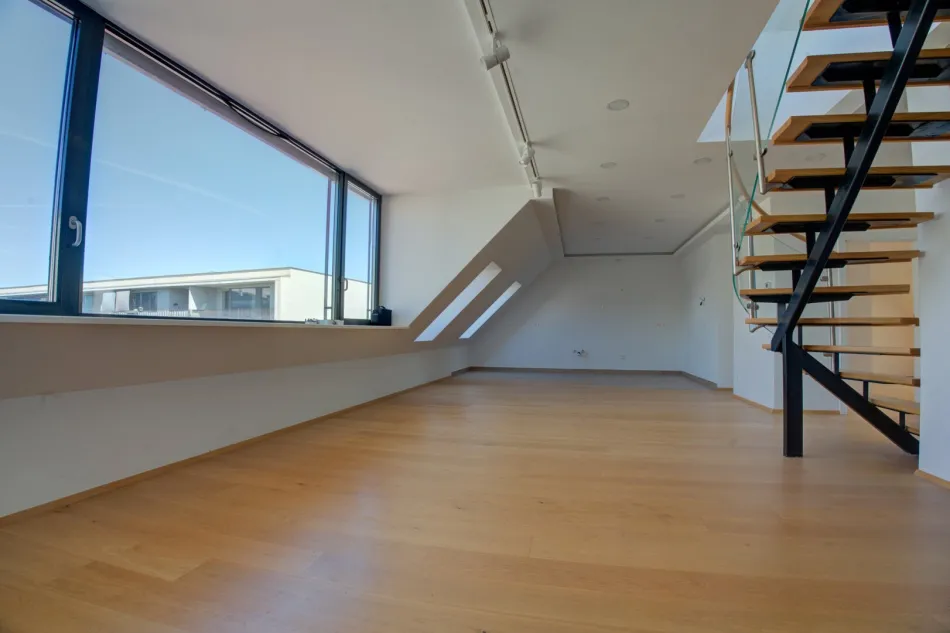 102m2 Dachterrasse - 5 Zimmer Erstbezug Dachgeschosswohnung in Top Lage von Simmering - Titelbild