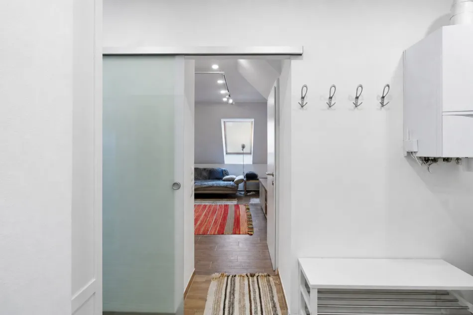 Über den Dächern von Wien: 2,5-Zimmer-Maisonette mit Sonnenterrasse, U1 Troststraße - Bild