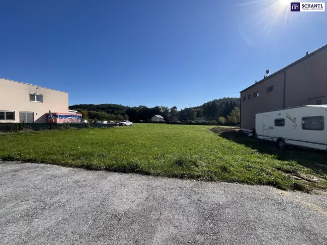 RARITÄT in Hart bei Graz! Aufgeschlossenes, SONNIGES und FLACHES Baugrundstück mit TOP ANBINDUNG! SENSATIONSPREIS! - Bild