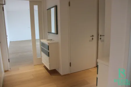 Vorraum - Wohnzimmer - WC